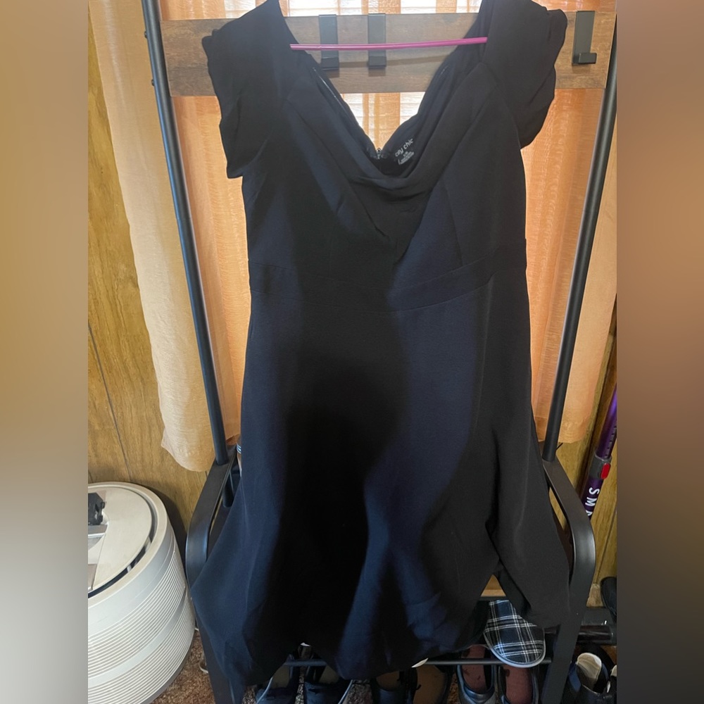NWT black City Chic Dress Size s/16